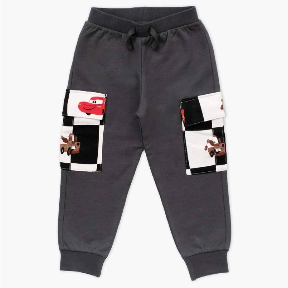 Monica and Andy Cargo Sweatpants Cars print. Size 3T